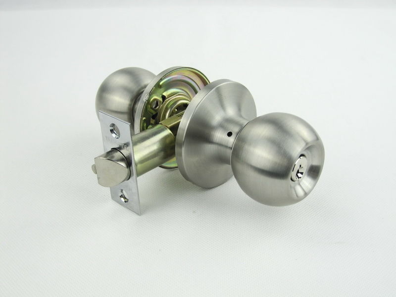 WORLDWIDE 607 ROUND KNOB - ENTRANCE SATIN STAINLESS